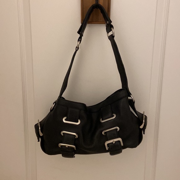 Kenneth Cole - Picture 2 of 2